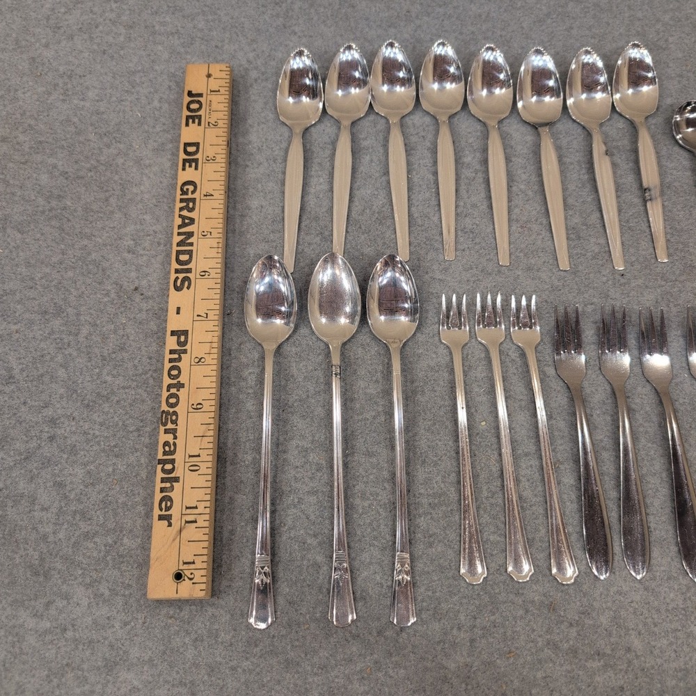 Court Silver Plate Mixed Flatware Lot 21 Pieces Spoons Forks Silver Tone Cutlery - Picture 2 of 3